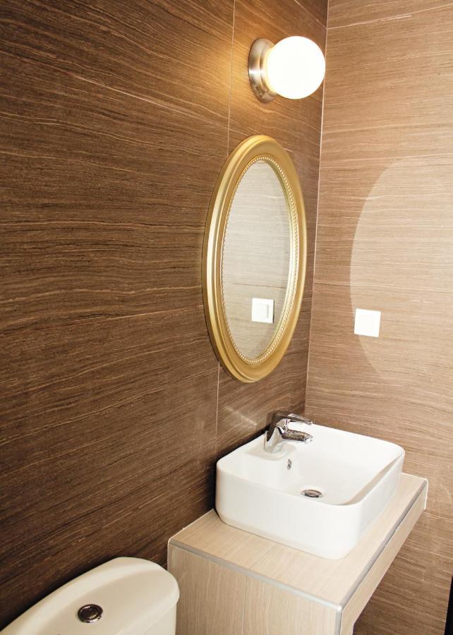 Elia Beach Modern Suites Flogita Exteriör bild